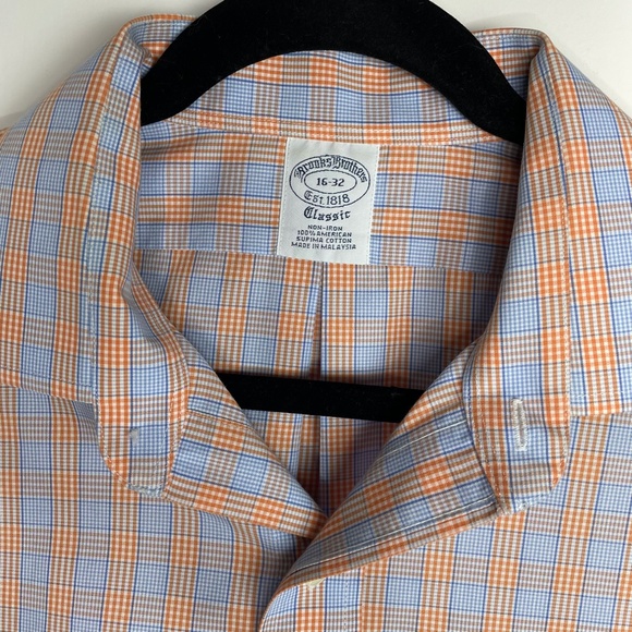 Brooks Brothers Regent Fit Non-Iron Dress Shirt - Picture 2 of 5